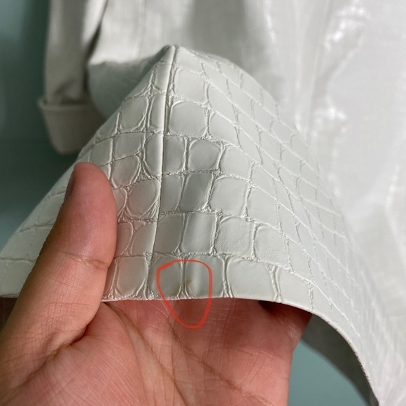 Alice & Olivia Croc Embossed Faux Leather Blazer White Sz L Oversized Open Front - Picture 6 of 13